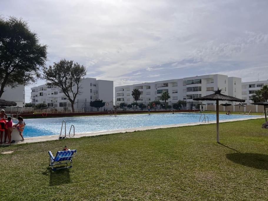 Apto. En La Playa Del Parque Natural Turunos Apartamento El Puerto de Santa María