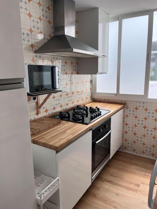 Apto. En La Playa Del Parque Natural Turunos Apartament *