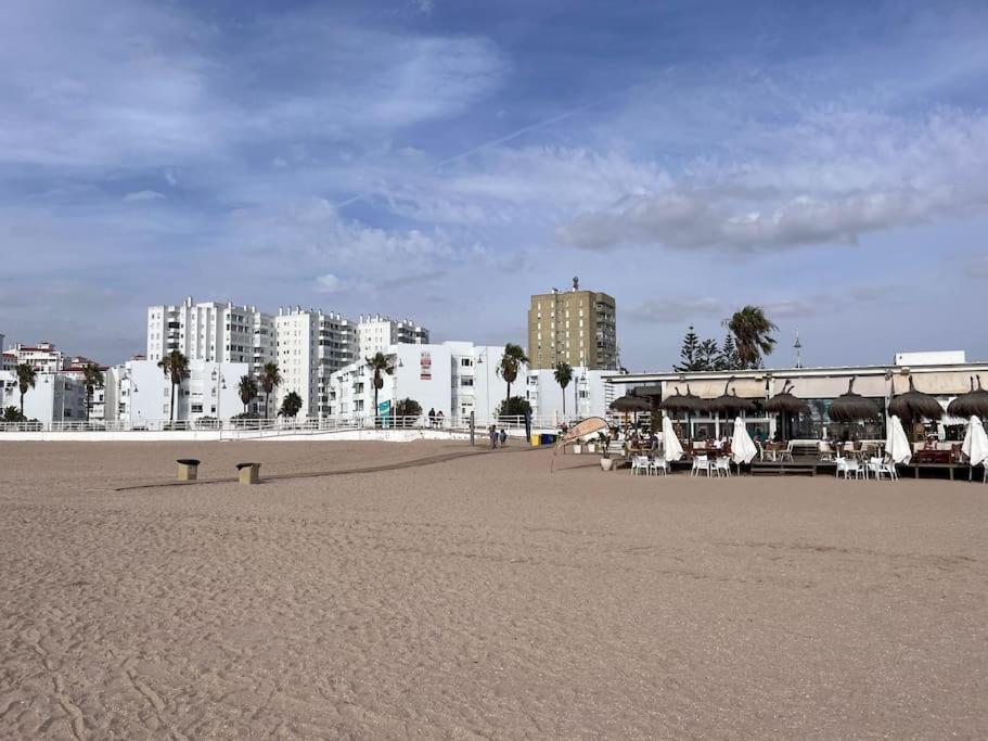 Apartment Apto. En La Playa Del Parque Natural Turunos El Puerto de Santa Maria